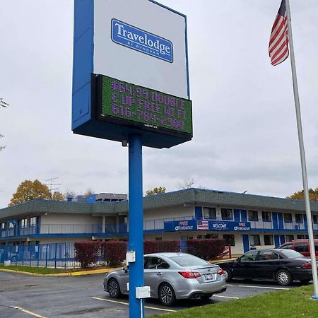 Travelodge By Wyndham Grand Rapids North Walker Eksteriør billede